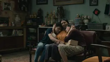 Задник до фільму "Ayah, Ini Arahnya Ke Mana, Ya?" #796718