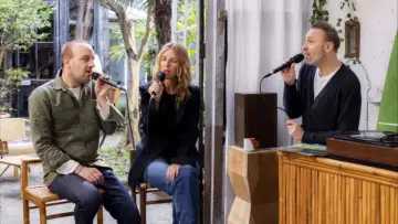 Задник до фильму"Une journée avec Balavoine" #733401