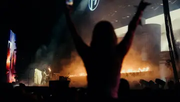 Задник до фильму"Twenty One Pilots: More Than We Ever Imagined" #767547