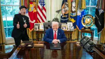 Задник до фільму "Trumps Amerika - Macht, Wandel, Widerstand" #539977