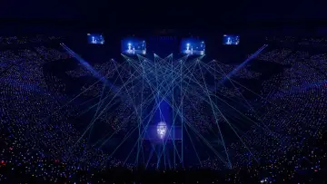 Задник до фільму "COUNTDOWN CONCERT 2025-2026 STARTO to MOVE" #1653561