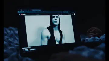 Задник до фильму"looksMAXXING" #841799