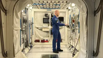 Задник до фільму "Artemis II - Zurück zum Mond" #802469