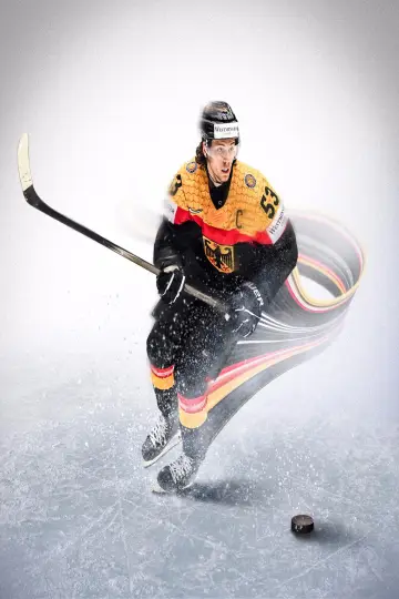 Постер до фільму "Powerplay - Das beste Eishockey-Team für Olympia" #545287