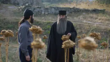 Задник до фильму"Άγιος Παΐσιος" #542295