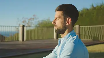 Задник до фільму "Novak Djokovic: The Wolf in Winter" #1151185