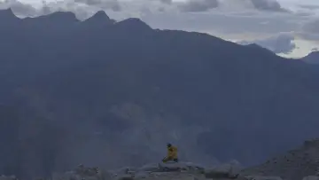 Задник до фильму"REO: The Dangerous Peak" #832545