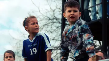 Задник до фильму"Înving cei ce nu cedează" #631298