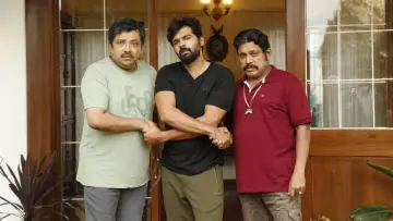 Задник до фильму"ஸ்வீட்டி நாட்டி கிரேசி" #1139385