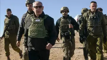 Задник до фильму"Iran, Israël et la bombe" #1140270