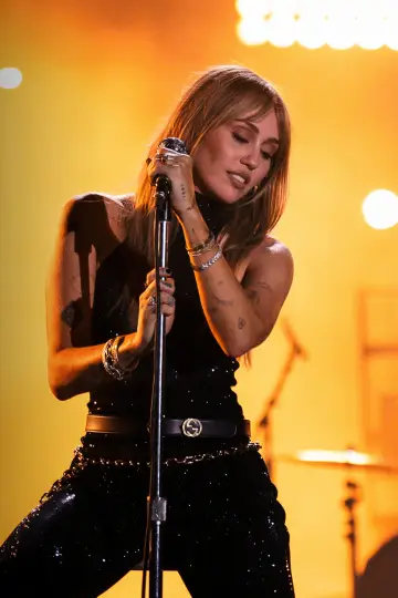 Постер до фильму"Hannah Montana 20th Anniversary Special" #760564