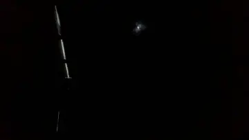 Задник до фильму"The First Breath" #1142803