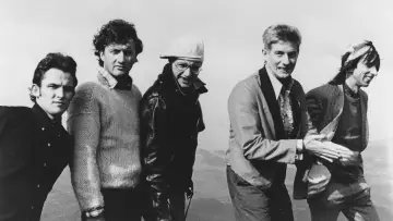 Задник до фільму "Live It Up: The Mental As Anything Story" #776853