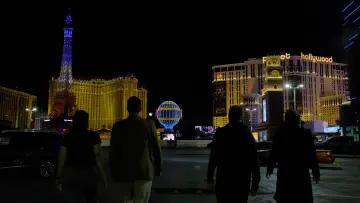 Задник до фільму "WUFT at CES 2026: Megabytes and Vegas Nights" #776214