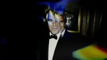 Задник до фільму "Diabolical: The Epstein Files" #1831588