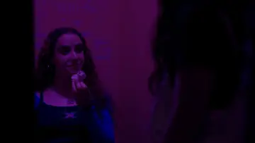 Задник до фильму"ULTRAVIOLETA" #913160