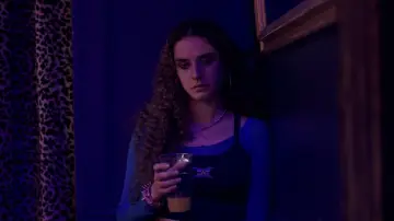 Задник до фильму"ULTRAVIOLETA" #913166