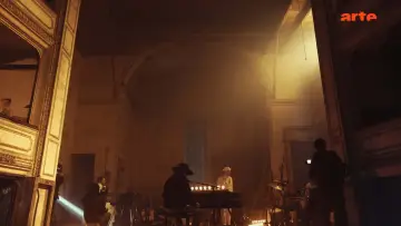 Задник до фильму"Sébastien Tellier au Théâtre de Mirecourt - Passengers" #775346