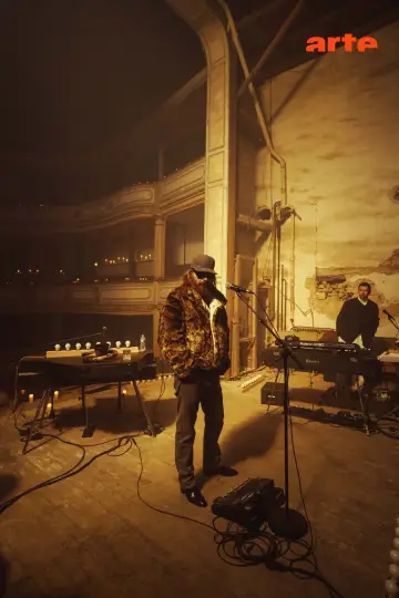 Постер до фильму"Sébastien Tellier au Théâtre de Mirecourt - Passengers" #775374