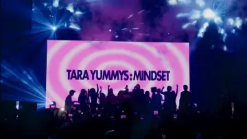 Задник до фильму"Tara Yummy