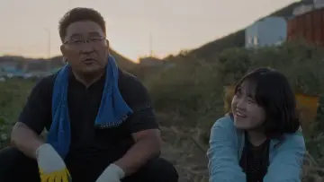 Задник до фильму"나무가 기운 쪽으로" #801809