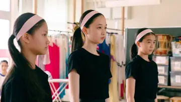 Задник до фильму"トロフィー" #850530