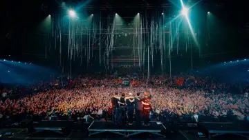 Задник до фільму "Landmvrks au Zénith de Paris" #1142200