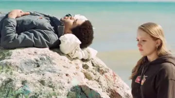 Задник до фильму"Intoxicated Rain" #1142302