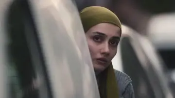 Задник до фильму"Bir Anne Hakkında" #912996