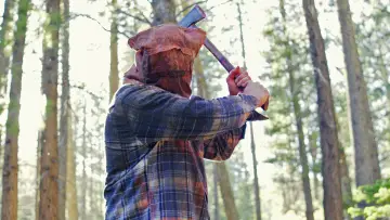 Задник до фильму"A Man in the Woods with an Axe" #1173376