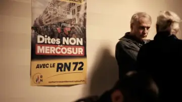 Задник до фильму"RN 72, à la conquête de l