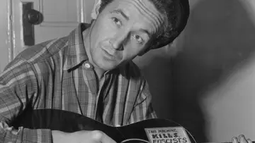 Задник до фильму"Dust Bowls and Jewish Souls: Another Side of Woody Guthrie" #848893