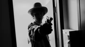 Задник до фильму"Shadow of a Shot" #848216