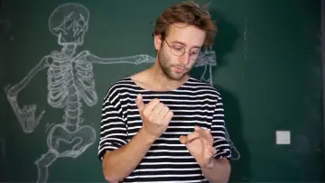 Задник до фільму "Toubib, 12 années dans la vie d