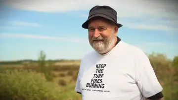 Задник до фільму "For Peat