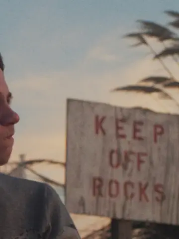 Постер до фильму"Keep Off Rocks" #824586