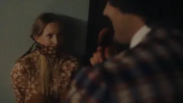 Задник до фильму"Bewildered" #821893