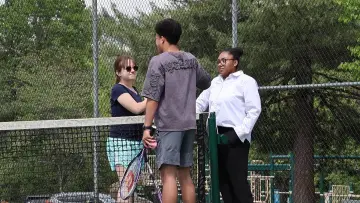 Задник до фильму"Tennis Anyone" #824356