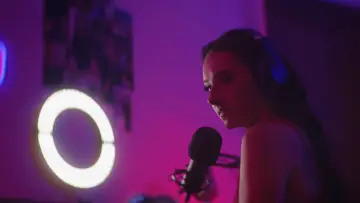 Задник до фільму "Airwave" #1205556