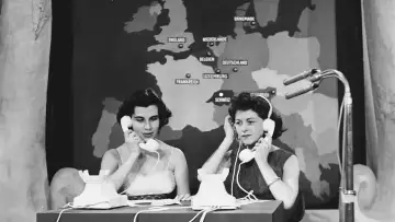 Задник до фильму"70 Jahre ESC - More than Music" #820654