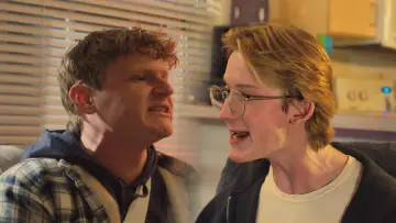 Задник до фильму"Chuck & Charlie Got Into A Scrap" #826305