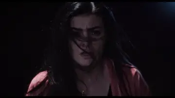 Задник до фільму "Dracula: The Night Around Us" #1635601