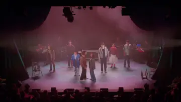 Задник до фільму "In Pieces: The Musical (A Staged Concert)" #913708