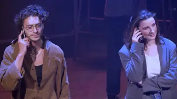 Задник до фільму "In Pieces: The Musical (A Staged Concert)" #978064