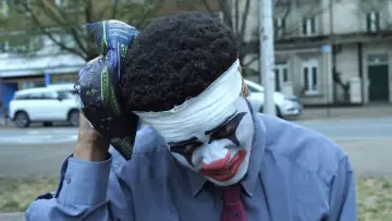 Задник до фильму"Clowning Around" #824204
