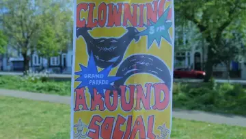 Задник до фильму"Clowning Around" #824218