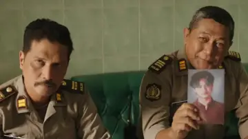 Задник до фильму"Ayah, Aku Mau Cerita...." #1195838