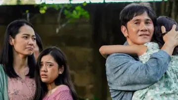 Задник до фільму "Ayah, Aku Mau Cerita...." #1528594