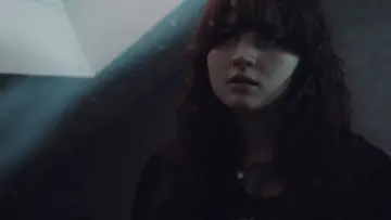 Задник до фильму"not dead yet" #824466