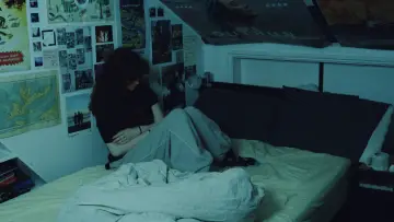 Задник до фильму"not dead yet" #824472